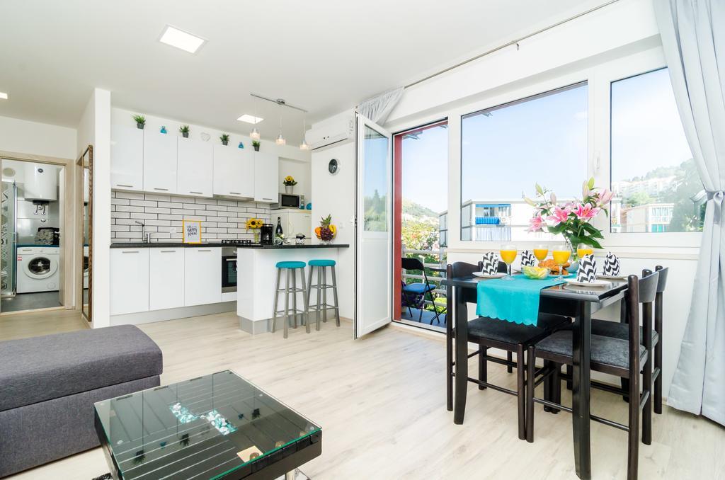 Apartment Rea *
