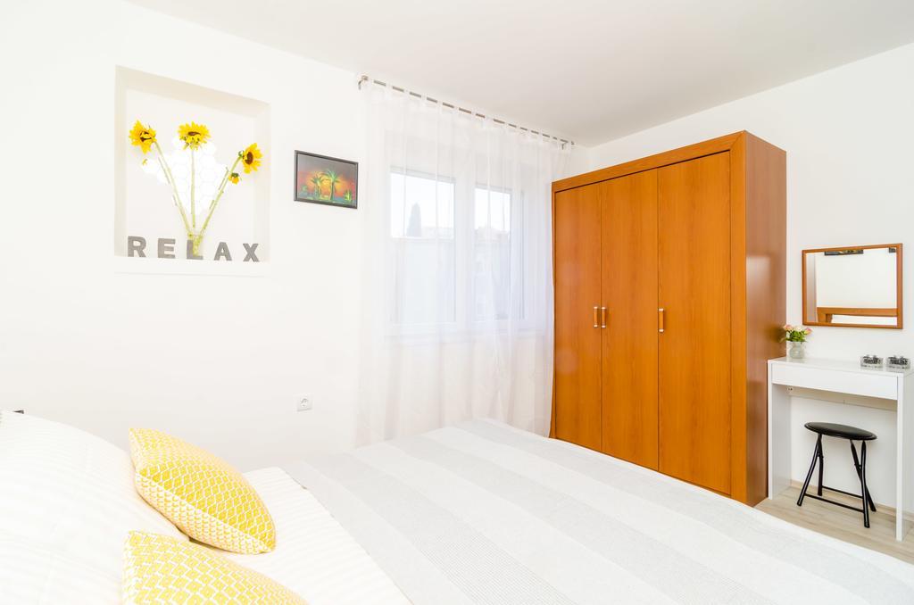 Rea Apartment *